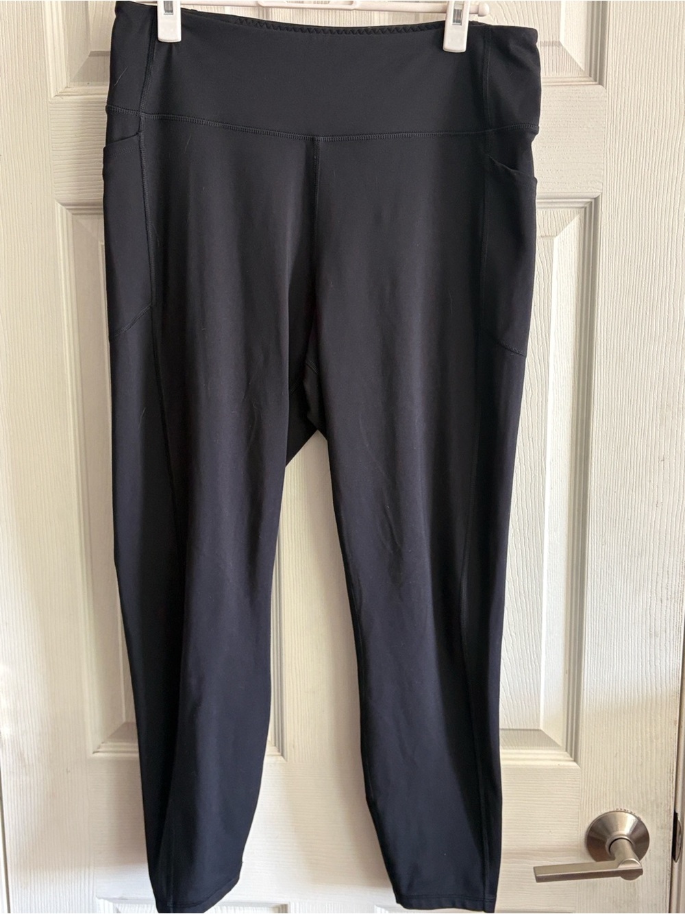 Victoria's Secret Black High-Rise Workout Leggings